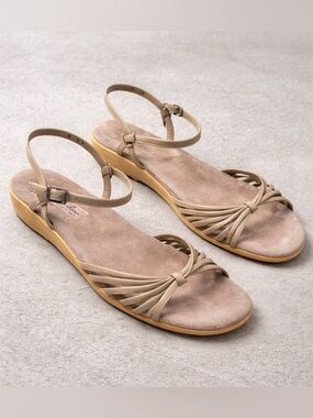 Vintage Famolare Wave There Strappy Sandals 9 Beige Leather Wavy Wedge Italy